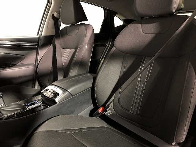 Hyundai Tucson Premium T-Gdi Mhev