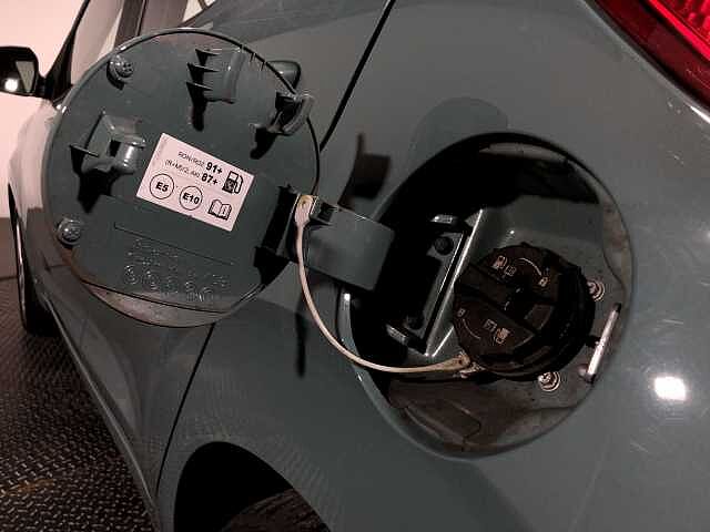 Hyundai i10 1.0 MPi SE Connect 5dr