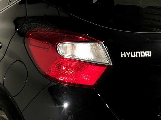Hyundai i10 1.0 [63] Premium 5dr Auto [Nav]