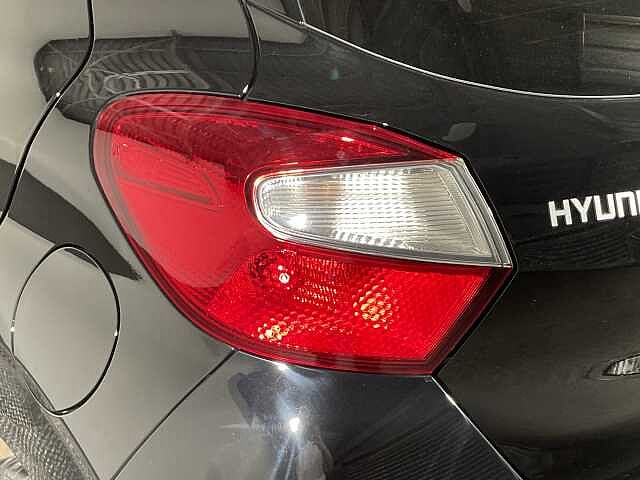 Hyundai i10 1.0 [63] Premium 5dr Auto [Nav]