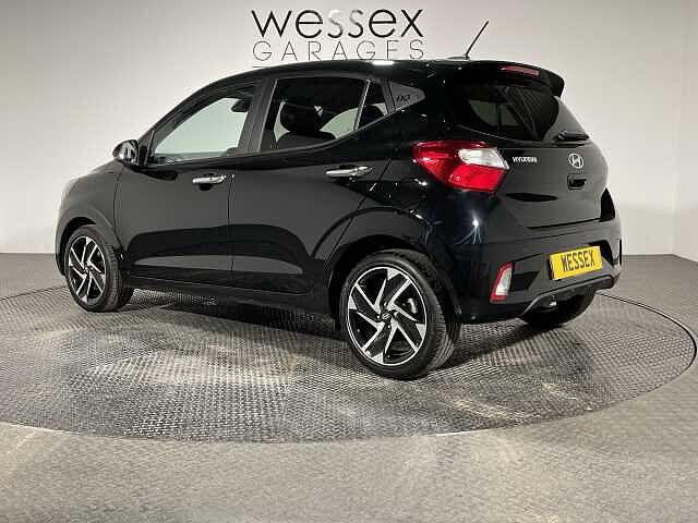Hyundai i10 1.0 [63] Premium 5dr Auto [Nav]