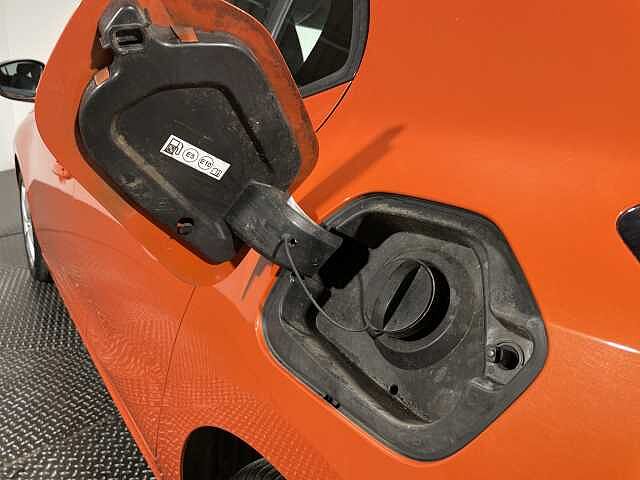 Vauxhall CORSA 1.2 SE Nav Premium 5dr Orange