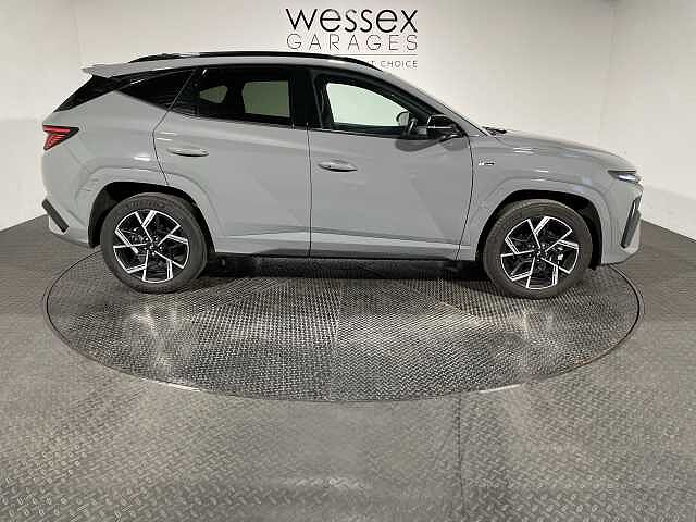 Hyundai TUCSON 1.6T Hybrid N Line 5dr Auto Grey