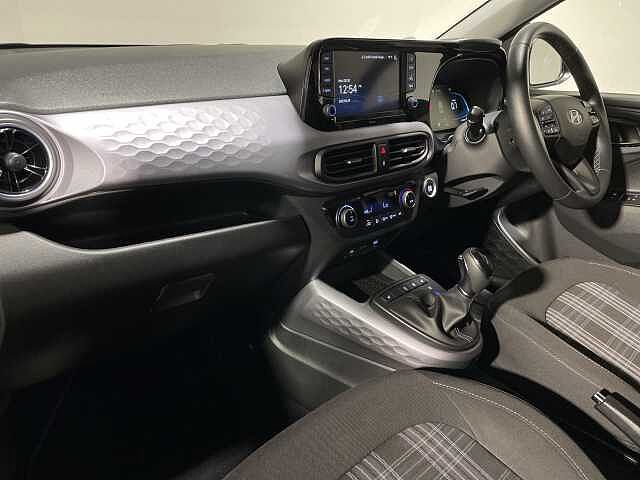Hyundai i10 1.2 [79] Premium 5dr Auto [Nav]