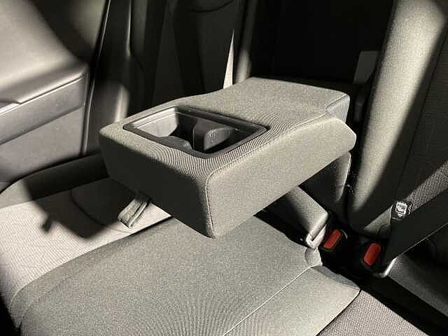 Toyota RAV4 2.5 VVT-i Hybrid Design 5dr CVT 2WD Silver