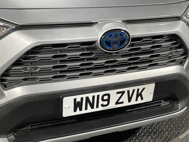 Toyota RAV4 2.5 VVT-i Hybrid Design 5dr CVT 2WD Silver